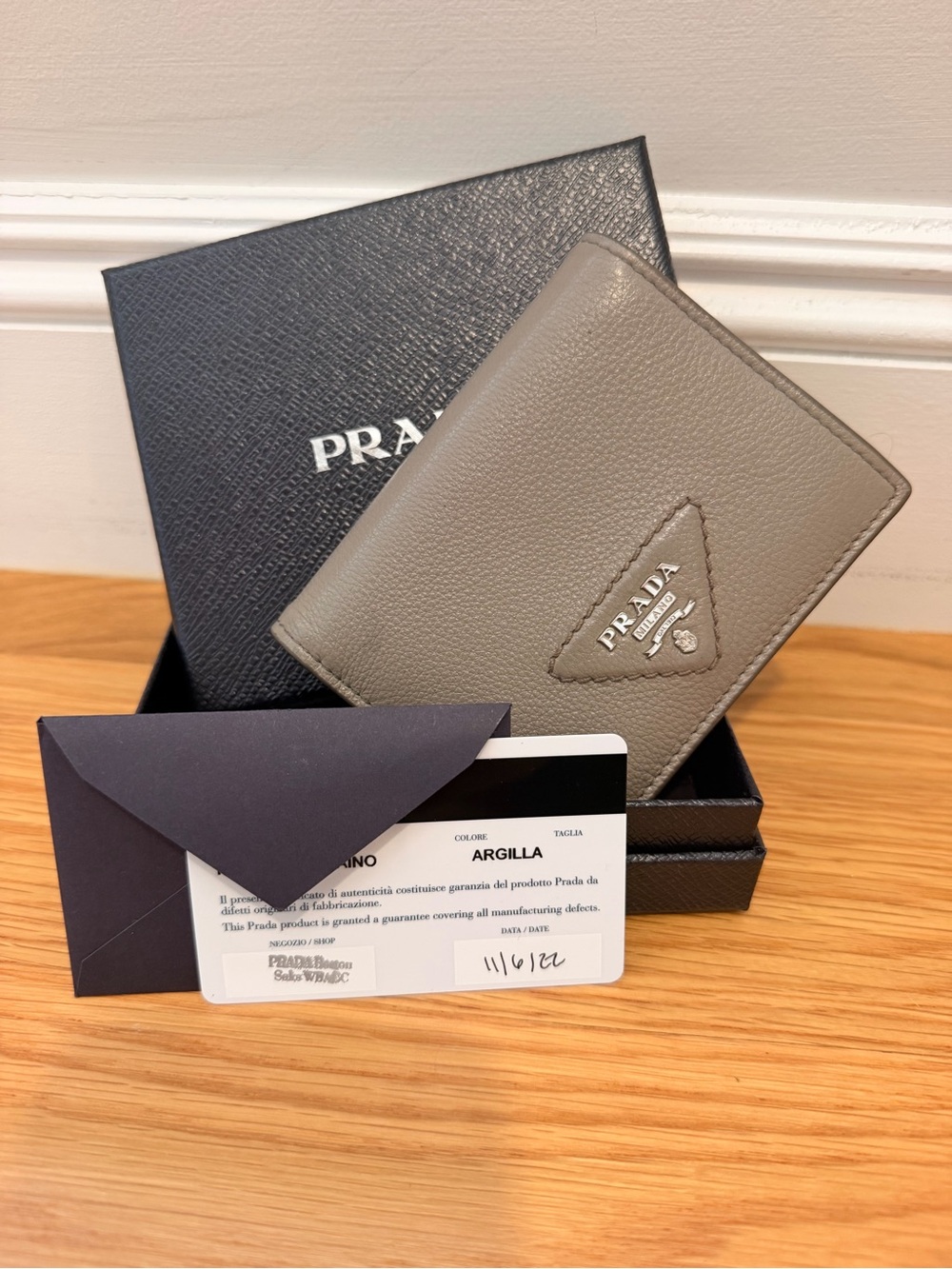 Prada Argilla Leather Wallet in Clay Gray